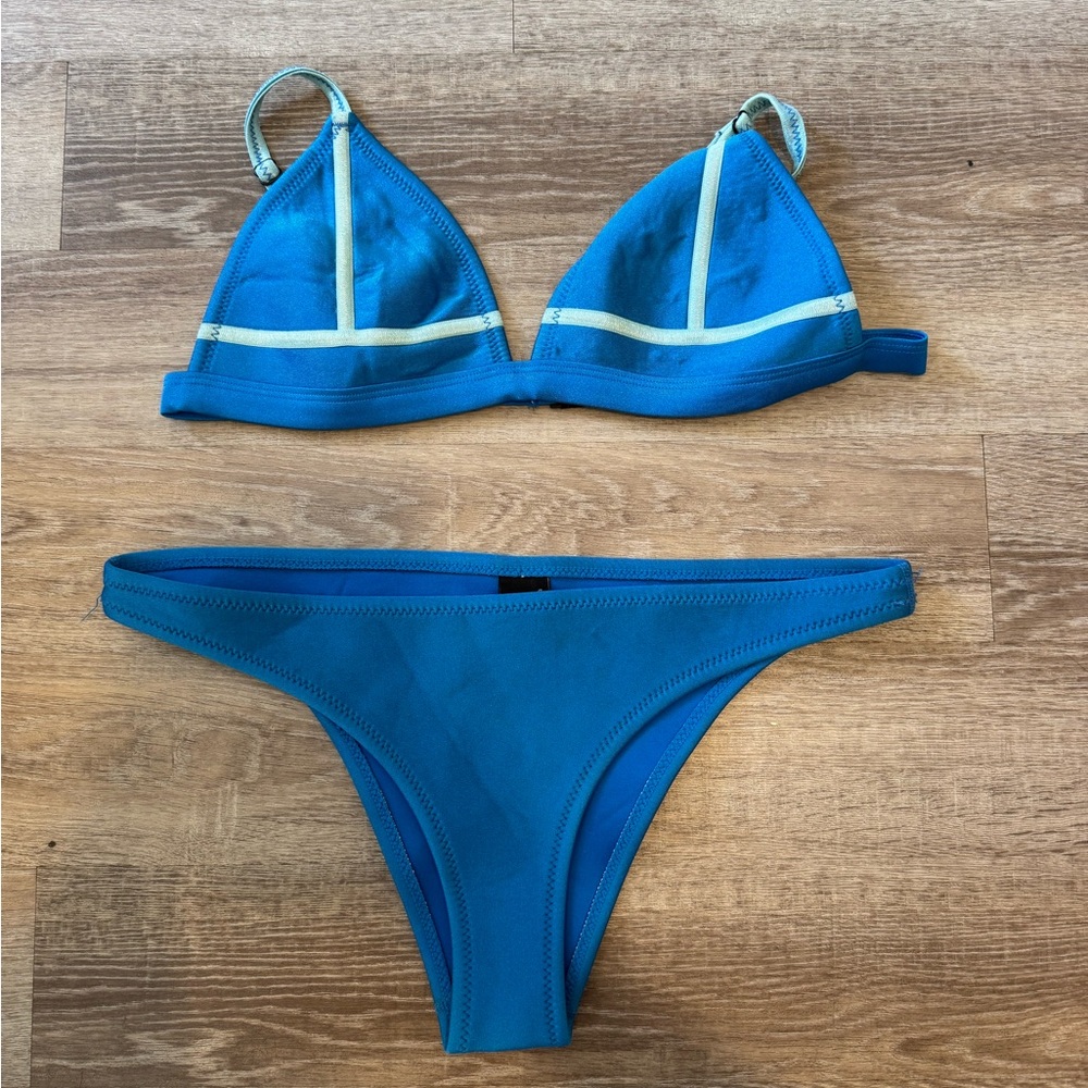 Triangl Billie Blue Bikini Set